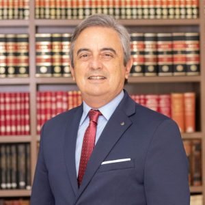 Foto de Dr. Lutero de Paiva Pereira